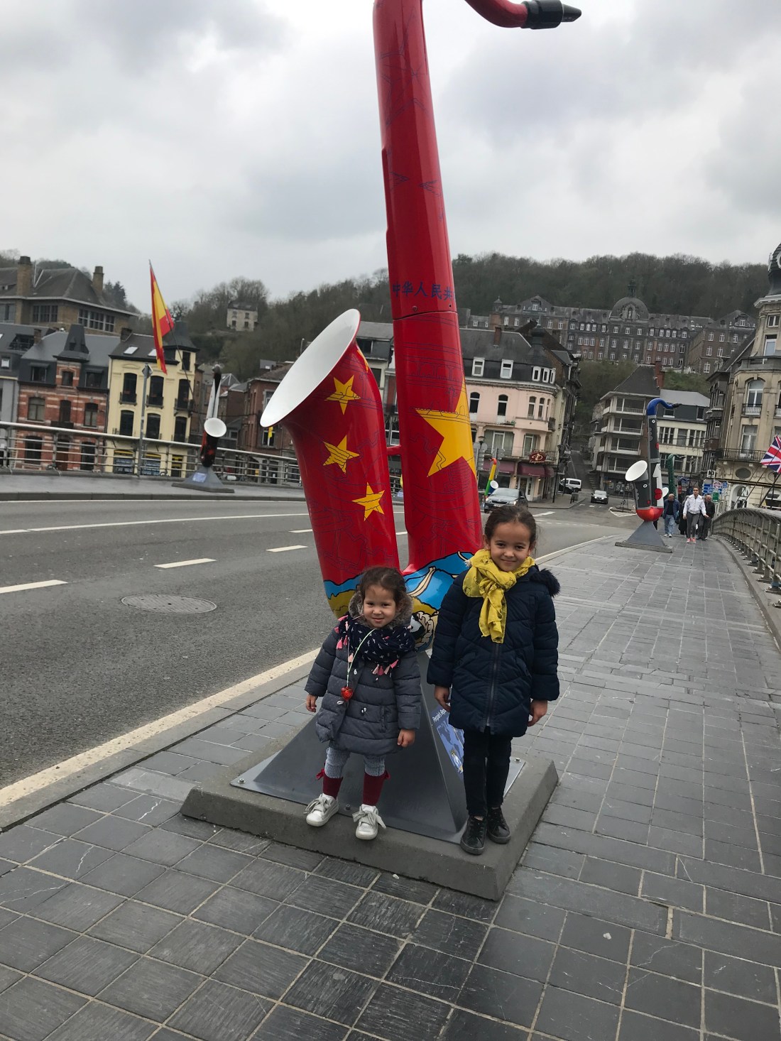 019AD8B2-69CA-4009-959D-B29F8346C93F